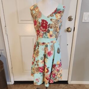 Tiana B. Floral V-Neck Midi Dress - Red and Cream on Aqua